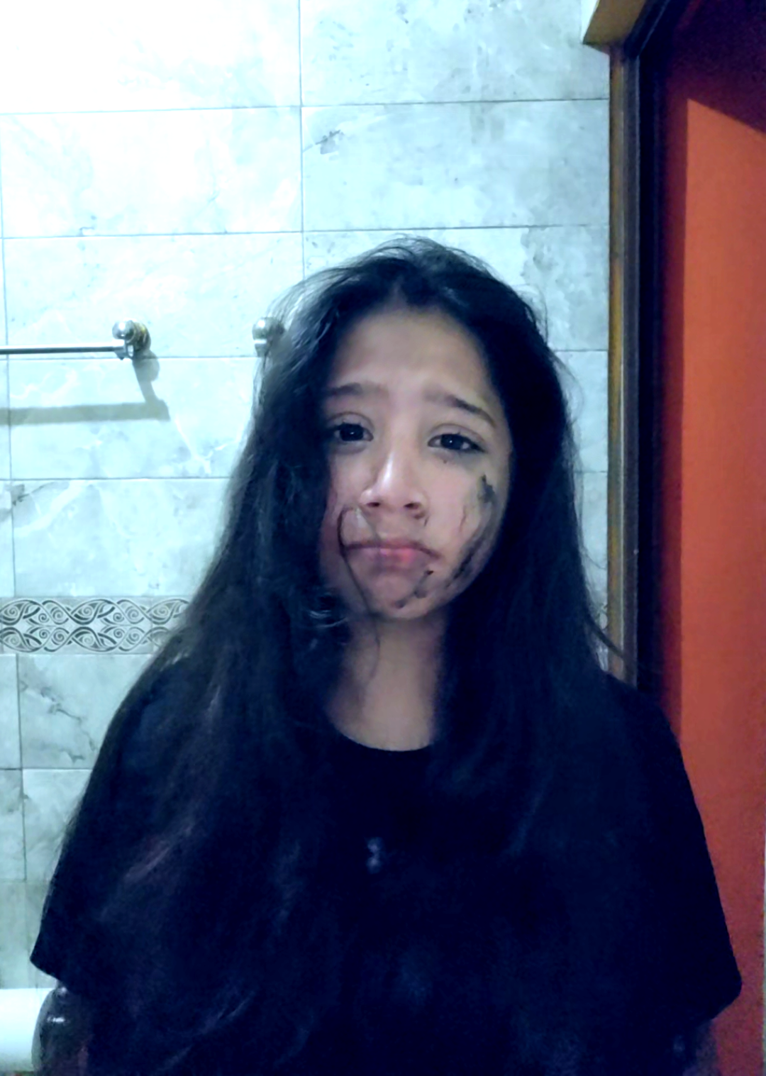 On the verge of madness.                     #yowe #girls #makeup #caos #fyp 