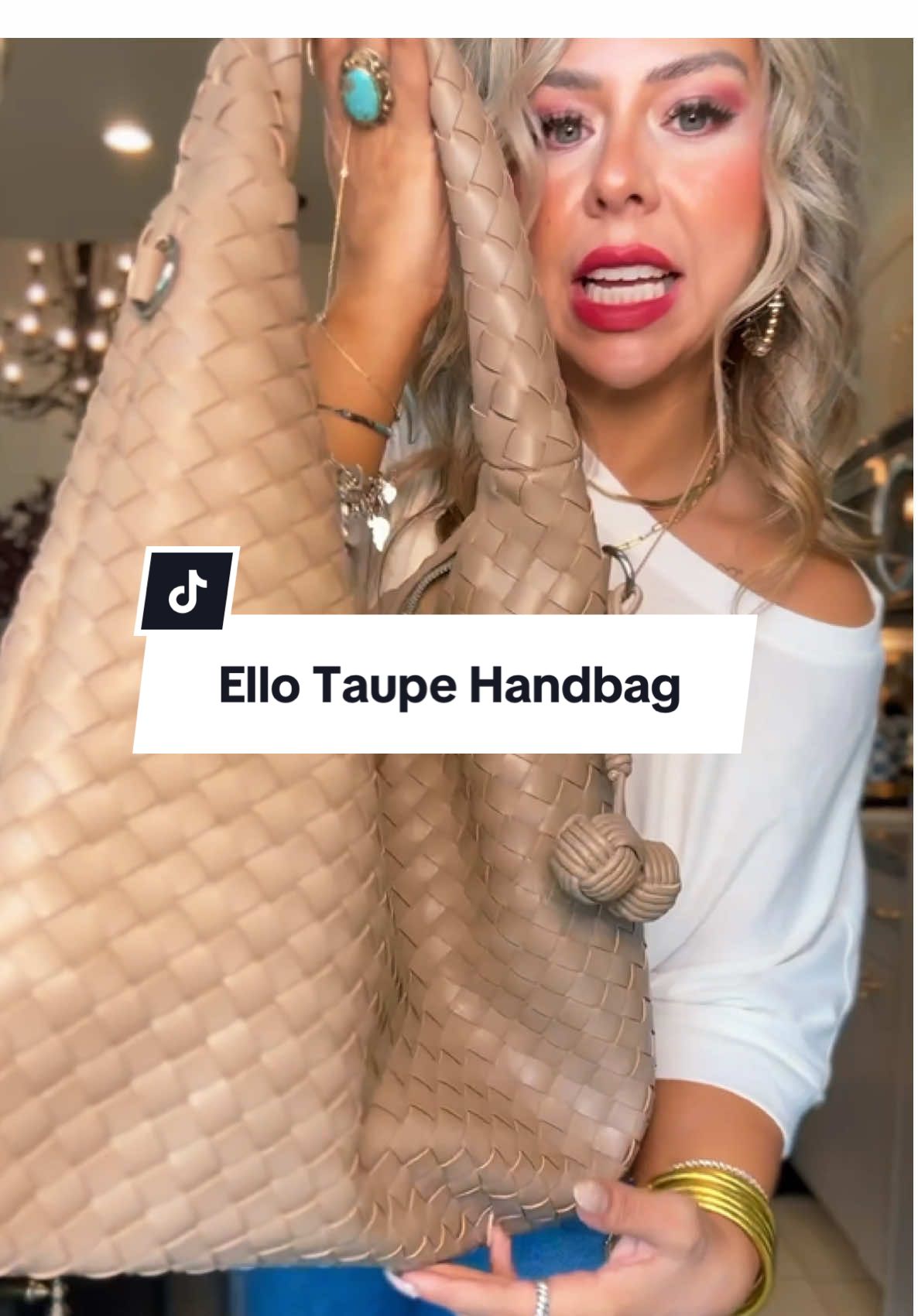 On sale today! & free shipping 💅🏼 Obsessed with this Slouchy Handbag…quality is 100/10!  @Ello Media #handbags #handbag #tiktokshopblackfriday #tiktokshopcreatorpicks #creatoricons 