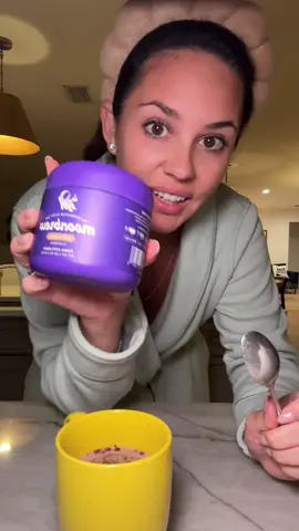 I’m obsessed with sleep, I seriously try everything and thisssssss is the stuff right here. Enjoy! Sweet dreams!😴🌙 #bedtimeroutine #sleep #sleeptips #magnesiumglycinate #naturalsleepaid @MoonBrew 