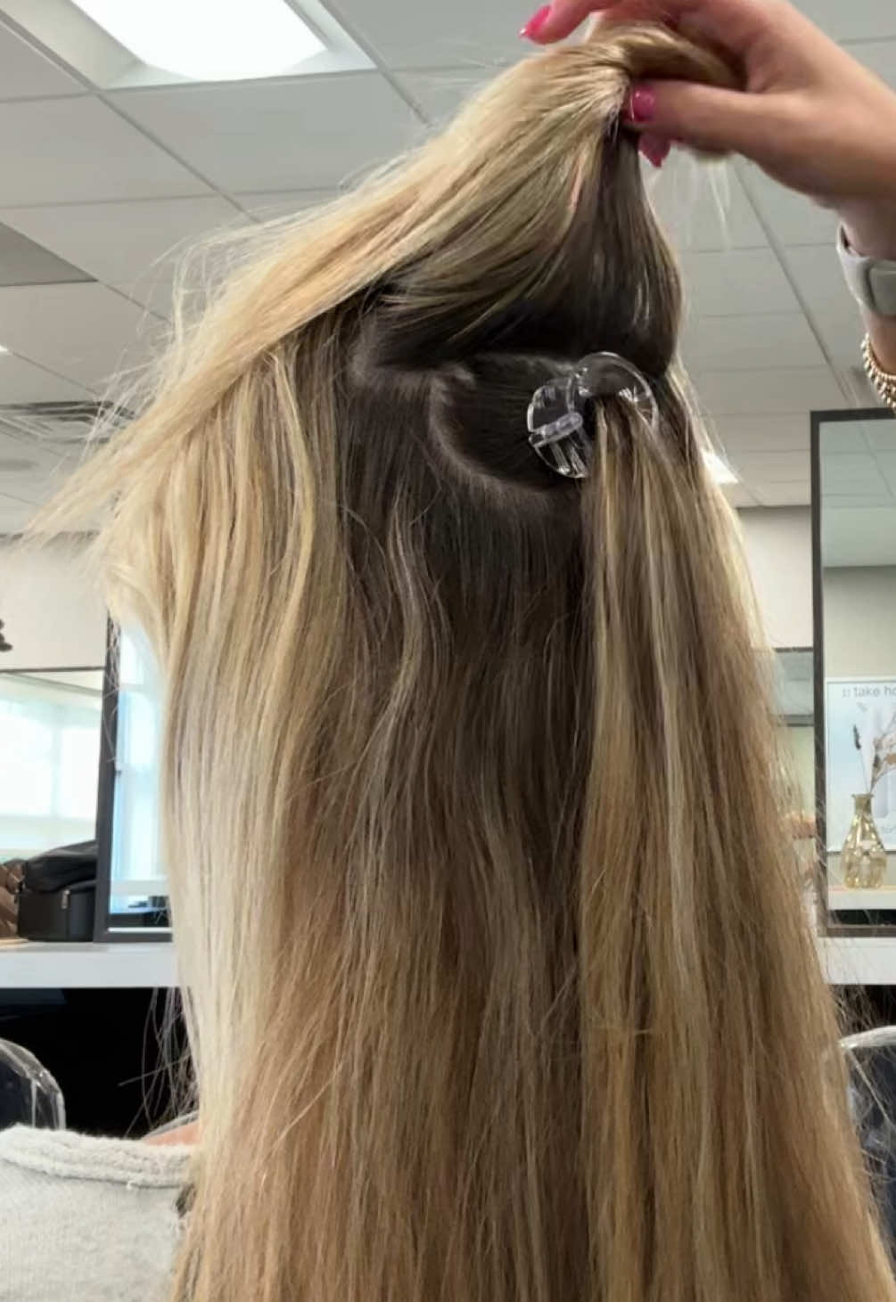 Making ponytails look longer and fuller.. it’s the Pony Popper!  #ponypopper #fyp #hairhack #finehair #hair   
