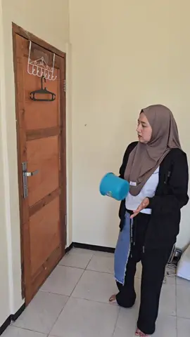 Laki Laki saeutik ngawamgkong🤣🤣#pasutrikomedkocak 