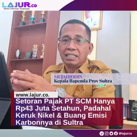 Keberadaan investasi tambang nikel PT Sulawesi Cahaya Mineral (SCM) yang beroperasi di Kecamatan Routa, Kabupaten Konawe, faktanya belum memberi income yang signifikan bagi Pendapatan Asli Daerah (PAD) Sulawesi Tenggara (Sultra). Data Badan Pendapatan Daerah (Bapenda) Provinsi Sultra mengungkap fakta miris soal kewajiban pembayaran pajak PT SCM. Diwawancarai Lajur.co, Senin (22/9/2025), Kepala Bappeda Sultra menyebutkan, besaran pajak yang disetorkan perusahaan tersebut sangat kecil. Sepanjang tahun 2024, PT SCM hanya menyetorkan Rp43 juta untuk kewajiban Pajak Air Permukaan. Sementara pemasukan dari item pajak kendaraan dan alat berat tercatat nihil. Seyogianya, Pemprov Sultra dapat mendulang PAD miliaran dari aktivitas tambang PT SCM. Tahun 2025 saja, berdasarkan kalkulasi Bapenda Sultra, potensi pajak kendaraan alat berat berkisar lebih dari Rp30 miliar. Hanya saja, hasilnya menjadi nol. Sebab, perusahaan tambang skala besar tersebut memilih menggunakan kendaraan berpelat luar yang praktis PAD-nya tercatat ke daerah lain. Bappeda Sultra hanya bisa mengoptimalkan PAD dari pemungutan Pajak Air Permukaan terhadap PT SCM. Pajak kendaraan yang lari ke luar Sultra sangat disayangkan. Sebagai daerah yang paling merasakan dampak emisi karbon dan kerusakan infrastruktur jalan dari aktivitas mobilitas kendaraan tambang PT SCM yang mengeruk nikel di Sultra sudah seharusnya perusahaan memberi kontribusi yang sepadan bagi masyarakat lokal. Selengkapnya baca atau klik website lajur.co #ptscmkonawe #routa #tambangnikelsultra #fyppppppppppppppppppppppp #lajurco 