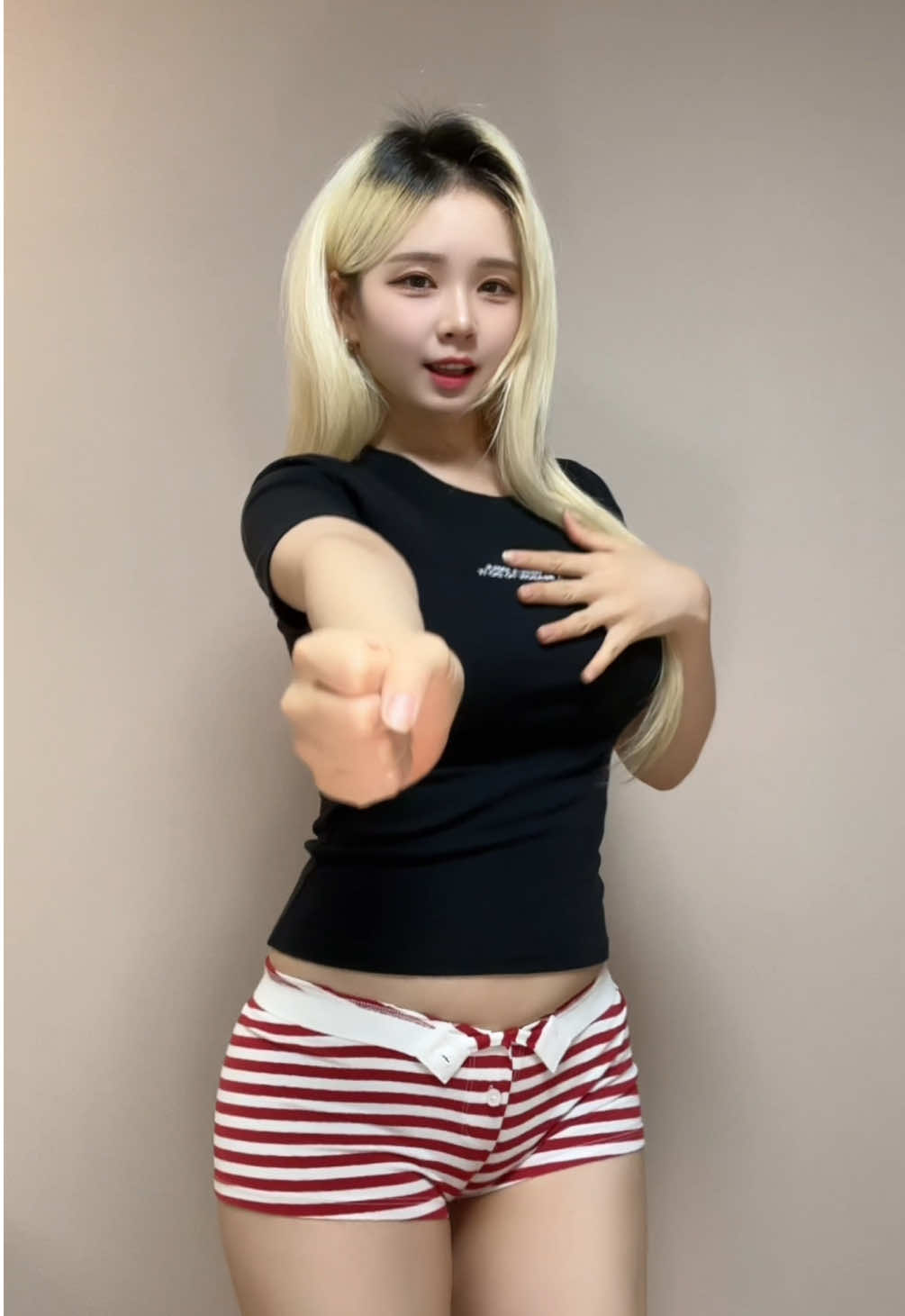날씨좋다🩷 #korean #dance #fyp #challenge 