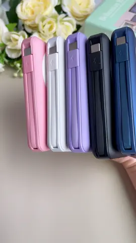 Magnetic power bank #powerbank #magnetic #fyp 