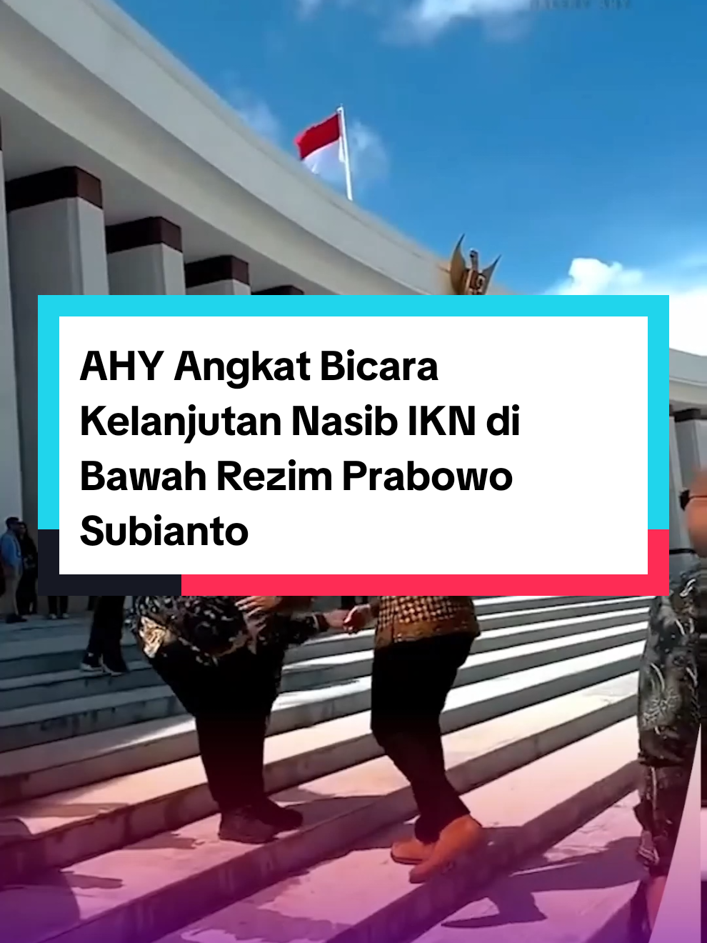 Menteri Koordinator Bidang Infrastruktur dan Pembangunan Kewilayahan, Agus Harimurti Yudhoyono (AHY), menegaskan komitmennya untuk terus mengawal pembangunan Ibu Kota Negara (IKN) di Penajam Paser Utara, Kalimantan Timur Ia menyampaikan bahwa pembangunan IKN sebagai ibu kota politik ditargetkan rampung pada tahun 2028, sejalan dengan amanat dalam Perpres Nomor 79 Tahun 2025 yang ditandatangani Presiden Prabowo. AHY menekankan pentingnya penyelesaian kawasan eksekutif, legislatif, dan yudikatif, yang akan menjadi fondasi utama IKN sebagai pusat pemerintahan baru. Pemerintah berkomitmen memastikan transisi ibu kota berjalan sesuai arah kebijakan nasional. #proserang #news #ikn #ahy #prabowo 