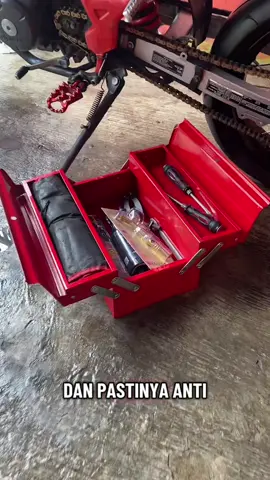 Tool box kenmaster 2 susun bahan plat besi pastinya kuat gays dan anti pecah cocok buat para mekanik #promoseruweekend #fyp #toolbox #Toolbox 20 Inch 