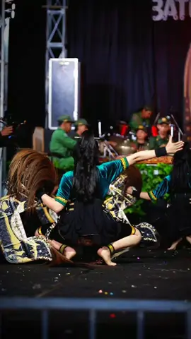 𝐁𝐄𝐊𝐒𝐎 𝐂𝐄𝐌𝐏𝐎𝐊𝐎 𝐌𝐔𝐋𝐘𝐎 Grup kesenian tradisional dari Cempoko, Canggal, Candiroto, Temanggung, Jawa Tengah #kesenian #indonesia🇮🇩 #jaranan #viral #fyp 