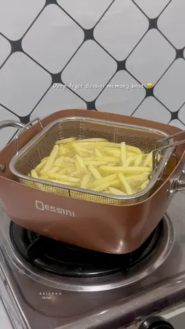 Memang multifunction la periuk deep fryer @DESSINI Malaysia ni 😍 #deepfryer #dessini #periukdessini #periukmultifunction #fyp 