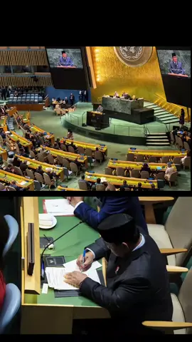 Indonesia menyerukan komitmen untuk mendukung terwujudnya Solusi Dua Negara bagi Palestina dan Israel dalam Konferensi Internasional Tingkat Tinggi mengenai Penyelesaian Damai atas Masalah Palestina dan Implementasi Solusi Dua Negara. Dalam forum yang dipimpin oleh Prancis dan Arab Saudi ini, saya menyampaikan apresiasi atas lahirnya Deklarasi New York yang membuka jalan menuju terciptanya keamanan yang adil dan damai, serta menegaskan bahwa melalui Solusi Dua Negara dunia dapat memastikan kemerdekaan Palestina. Sebagai anggota PBB yang konsisten menyerukan perdamaian, Indonesia juga telah menyatakan kesiapan untuk menempatkan pasukan penjaga perdamaian guna mengakhiri perang dan menjamin keamanan rakyat Palestina. #prabowopresidenku #foryoupage 