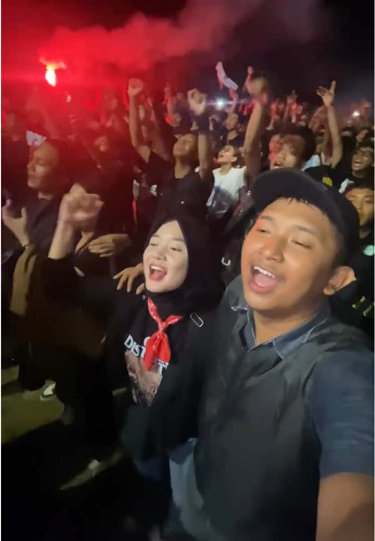 rebellion date 🤍 #soundofsouth #rebellionrose #akukamudansamudra 
