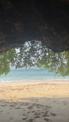 ✨ #bali #beachvibes #surf #uluwatu #greenbowlbeach #fyp #indonesia🇮🇩 #balilife #hiddengems 