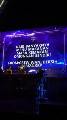 💃🏻 #ibizasurabaya #crewwanibersih 