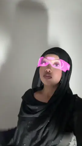 Is aas walaal 😭😭#hees #somalilandtiktok💚🤍❤ #fypeeeeeeeeeeeeeeeeee #somaligirl #viral 