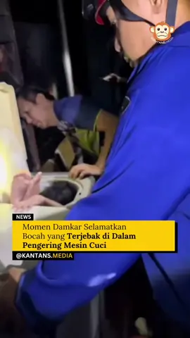 Petugas Pemadam Kebakaran (Damkar) Depok berhasil mengevakuasi seorang anak berusia 7 tahun yang terjebak di dalam pengering mesin cuci di Pancoran Mas, Kota Depok, Sabtu (20/9/2025). Keluarga panik lalu menghubungi Dinas Pemadam Kebakaran dan Penyelamatan (DPKP) Depok untuk meminta pertolongan. Proses evakuasi berlangsung menegangkan karena tubuh bocah itu sulit dikeluarkan dari tabung pengering. Anak tersebut masuk ke dalam mesin hingga tubuhnya terperosok, hanya kaki, tangan, dan kepalanya yang terlihat. Beruntung, ia berhasil diselamatkan tanpa luka. Cr faktaindo #kantansmedia 