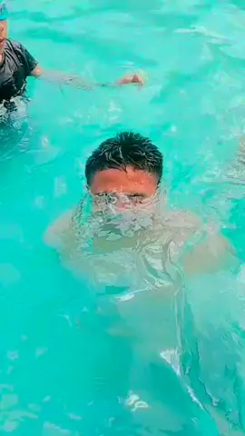 #padahariini #havefun #holiday #swimming #loveyou 