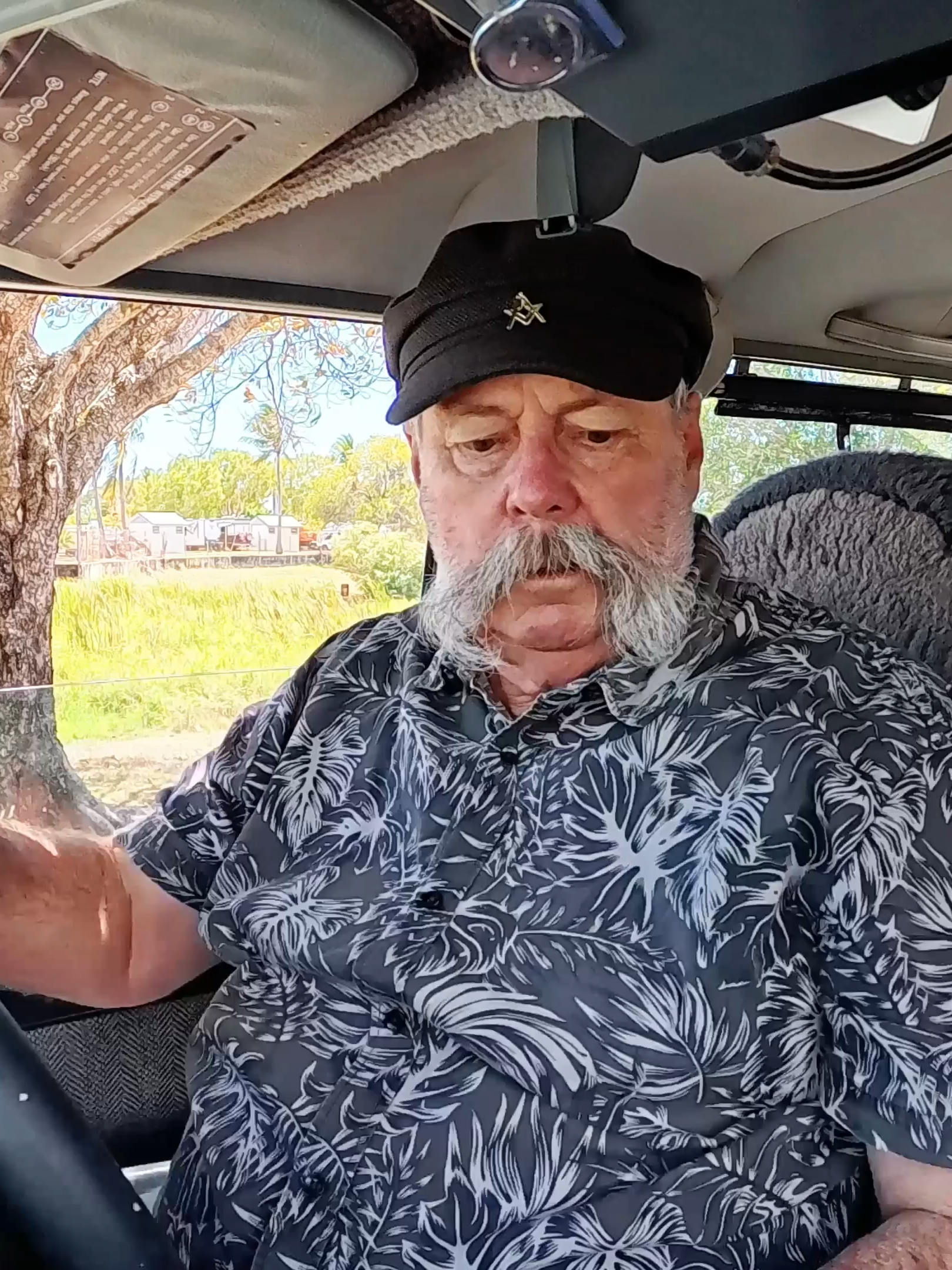 Seg 001 Unboxing McDonald’s $5 Burger Deal 🍔 What’s Inside? #McDonalds #CheapEats #FoodReview #BudgetMeals #Maccas #mukbang #foodreviewaustralia #foodreview #FoodLover #conveniencefood #fastfood
