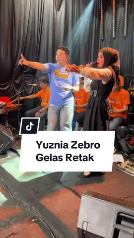 #gelasretak masih OnTop bersama makk gw dari jaman sekolah @Yuzniazebro 🥰💃🏻#cilandakentertainment #duoduyung #dangdut #ugs 