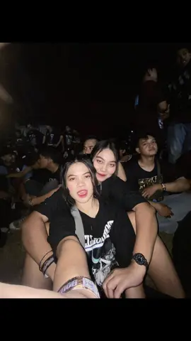 seessszzz #poppunk #sid #soundofsouth #foryoupage #konser 