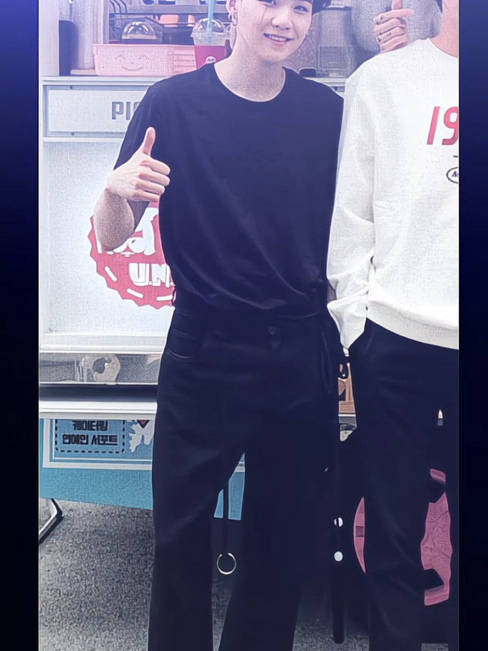 undercut yoongi masyaallah sekali 😭 #yoongi 