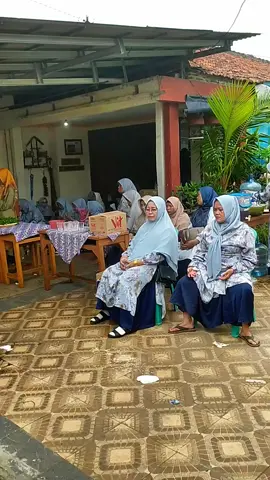 Alhmdllh slsai jg Acara Maulid Nabi Muhammad Saw..Ibu