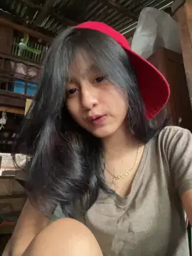 ဝက်ခြံကနှုတ်ခမ်းပေါ်မယ်စေ့ညစ်🥹