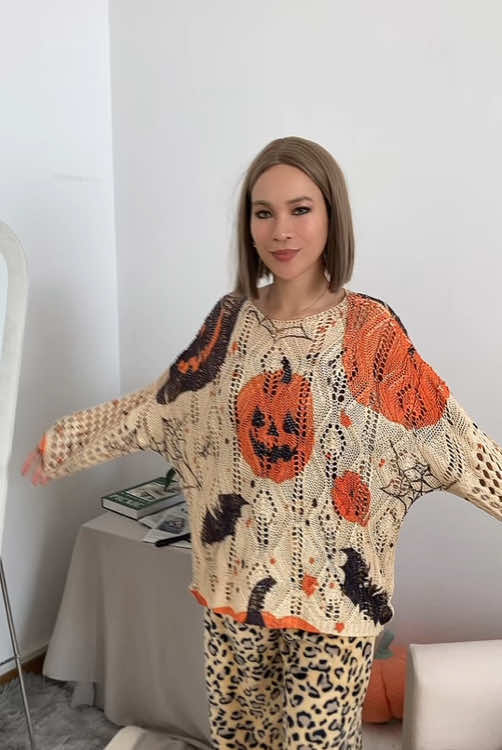 Forever literally in LOVEEEE with this cardigan wowww✨✨🌈 #knitwear#knittedhoodie#cardiganoutfit#autumnoutfits#winteroutfits#autumncardigan #casualautumnoutfits#tiktokmademebuyit#spotlight#dealdrops