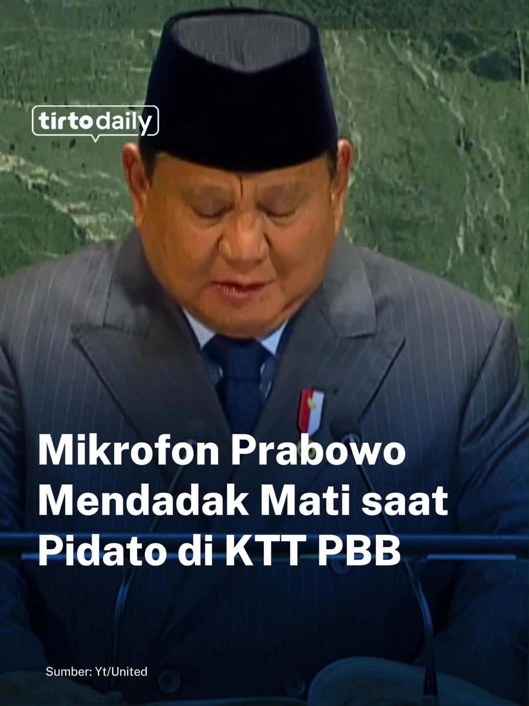 Mikrofon yang digunakan Presiden Prabowo Subianto sempat tidak berfungsi saat menyampaikan pidato dalam Konferensi Tingkat Tinggi mengenai Solusi Dua Negara di Markas PBB, New York, pada Senin (22/9). Saat tengah tegaskan komitmen Indonesia dalam upaya perdamaian dua negara itu, mikrofon yang sedang digunakan Prabowo mendadak mati.  Peristiwa matinya mikrofon di mimbar PBB ini terjadi usai Prabowo berbicara sekitar lima menit.  Suara Presiden Prabowo baru kembali terdengar melalui mikrofon di ujung pidato. 