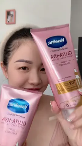 Quên Vaseline 10x đi, cập nhật liền dùm tui phiên bản Vaseline 70X siêu cấp nè #Vaseline #nhanang #hoptaccungunilever #trangda 