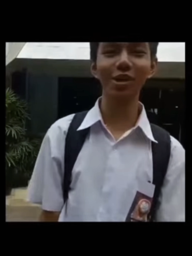 mungkung bikin tugas sekolah 😹@slebew gaming  #slebewgamingclip #mungkung #slebewgamingjayajaya #slebewgaming #fyp 