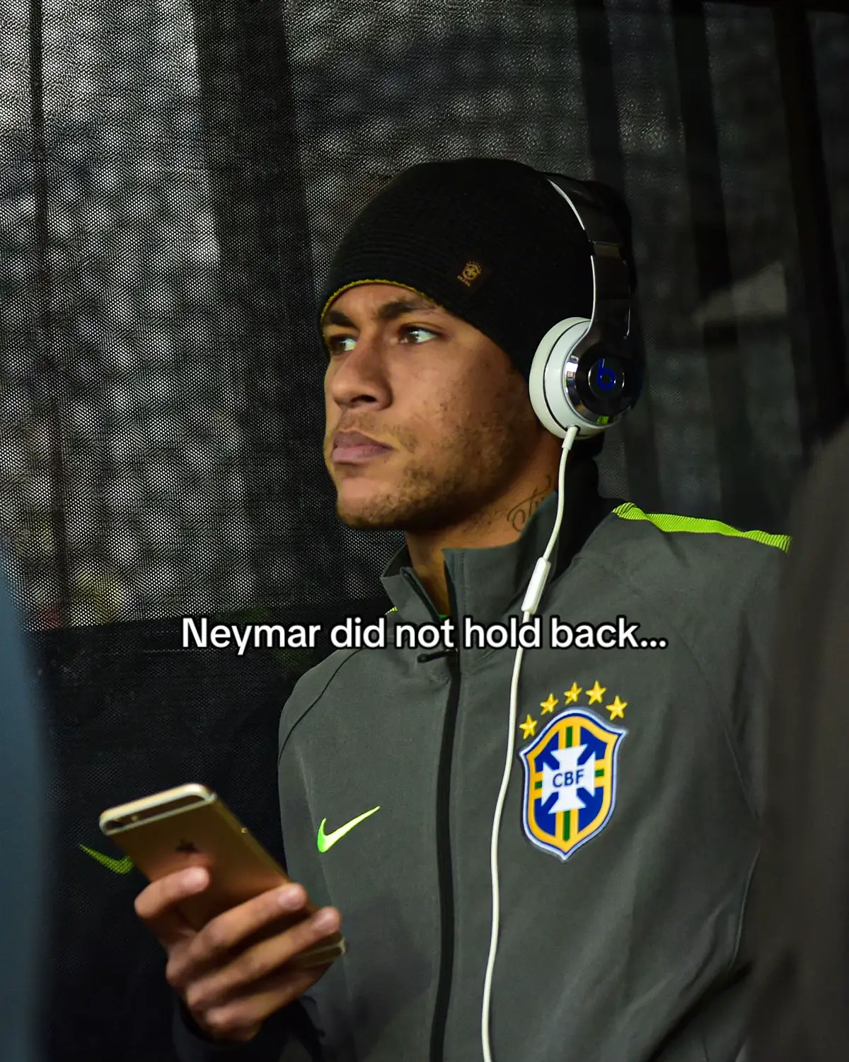Neymar wasn’t happy about Raphinha’s ranking 😳 #neymar #barcelona #raphinha #fcbarcelona #fyp 