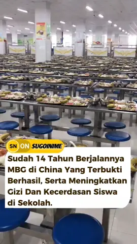 Sejak diluncurkannya Nutrition Improvement Program for Rural Compulsory Education Students (NIPRCES) pada November 2011, pemerintah China sudah memberi makan siang gratis bergizi bagi siswa di sekolah wajib di daerah pedesaan.  Program ini sudah berjalan selama lebih dari satu dekade, dan terbukti berhasil: pada 2021, jumlah siswa yang mendapat manfaat mencapai sekitar 350 juta orang.  Selain itu, sejak program ini dibuat, ketinggian dan berat badan rata-rata siswa di daerah tersebut meningkat, dan prevalensi gangguan pertumbuhan telah menurun secara signifikan.  Hasil studi terbaru juga menunjukkan adanya peningkatan prestasi akademik (nilai bahasa dan matematika) serta tingkat pendaftaran ke SMA di daerah-daerah miskin, sebagai efek dari perbaikan gizi dan kemampuan kognitif siswa.  sumber video : ig/mychinatrip  #fyp #mbg #china #school #students