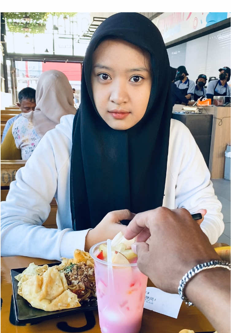 selamat makan sayang🥵😚 #xyzbca #masukberanda #4u 