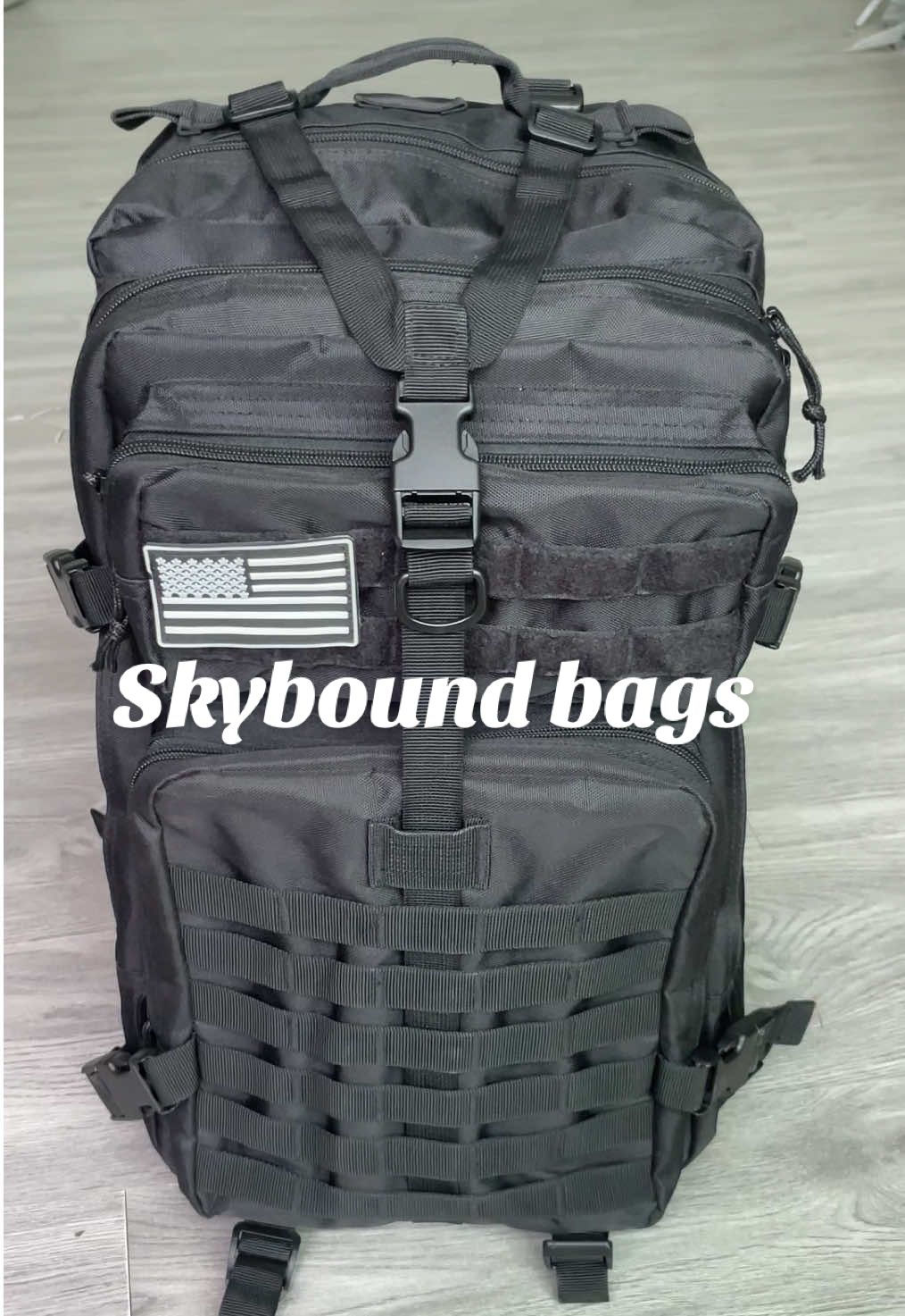 It's really amazing that it's still so cheap. If you're looking for a tactical backpack with a large capacity, don't miss this one.#travel #tactical #bag #outdoor #business 