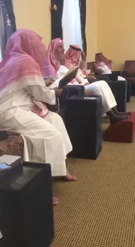 من قراءتي لكتاب : كشف الشبهات للإمام محمد بن عبدالوهاب على شيخنا سماحة المفتي عبدالعزيز آل الشيخ  وقد قرأت عليه حائية ابن أبي داود والقواعد الأربع والأصول الستة ، وكثيرًا من كتاب التوحيد ، وقطعة من أصول الإيمان …