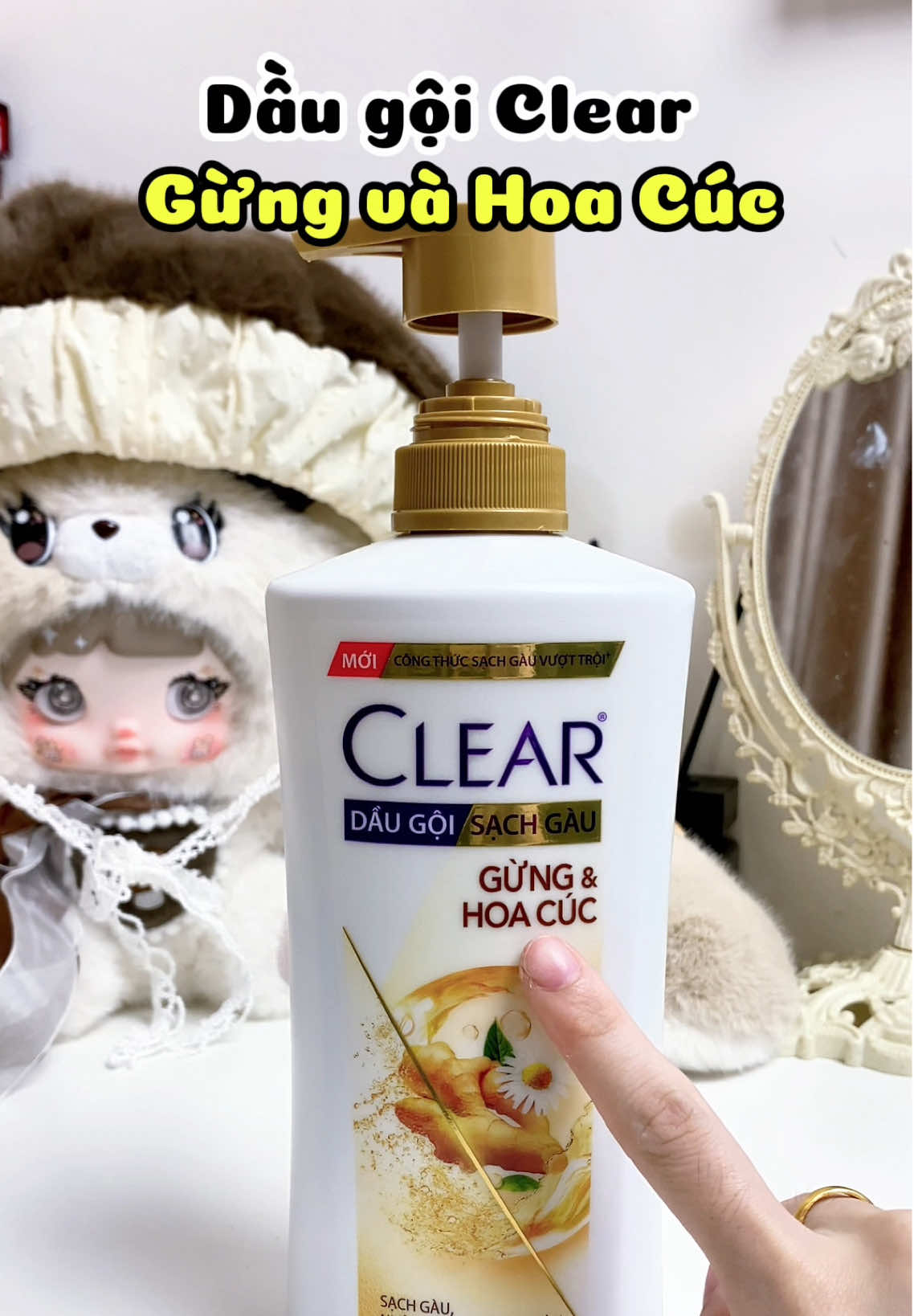 dầu gội Clear gừng và hoa cúc cho da đầu dầu và bị gàu nè #daugoi #daugoiclear #daugoisachgau #daugoithiennhien 
