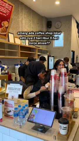 kasir nya jan pulang subuh-subuh gaenak sama tetangga aksee 🙏🏻🤪  #nujucoffee 