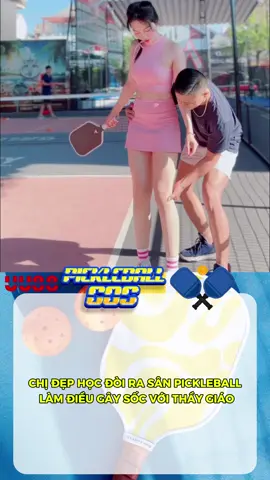 NỮ VỢT THỦ LẦN ĐẦU RA SÂN HỌC PICKLEBALL VỚI THẦY GIÁO NHƯNG ĐỘNG TÁC KHIẾN AI CŨNG NGƯỚC NHÌN #pickleball #pickleballhighlights #pickleballislife #fyp #viral 