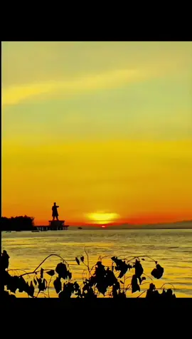 dia baik, cuman salah naruh perasaan saja;) #fyp #foryou #lagutimur #sunsetvibes #sunset 