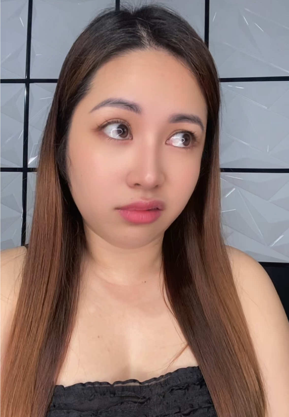 Taga Baclaran na nagtitinda ng Pag-asa at nagtitiis sa’yo kasi gwapo ka eh! 😒🙄🤭 #dubsmash #lipsync #hugot #hugotlines #tagalogcomedylines 