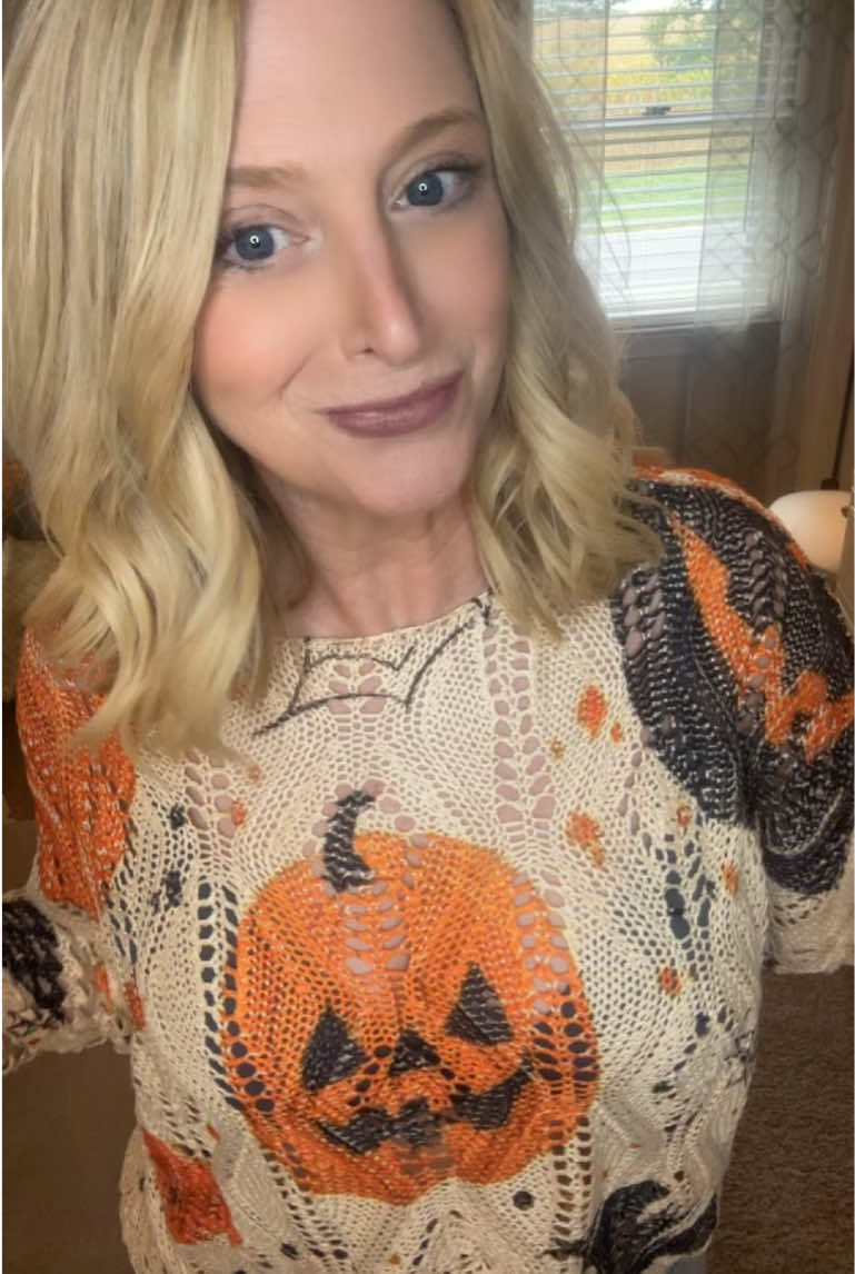 Happy fall ya’ll 🎃 It’s about that time! #trickortreat #halloween #sweater #crochet #tiktokshop 
