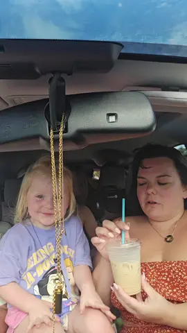 The girls have been reviewing food for  over a year with their dad. It hurt me to to do so we stopped . June really wanted to review her drink and seeing hiw much joynit brought them. I think it's something I will continue #goodfood #coffeetiktok #review #Foodie #widowsoftiktok 
