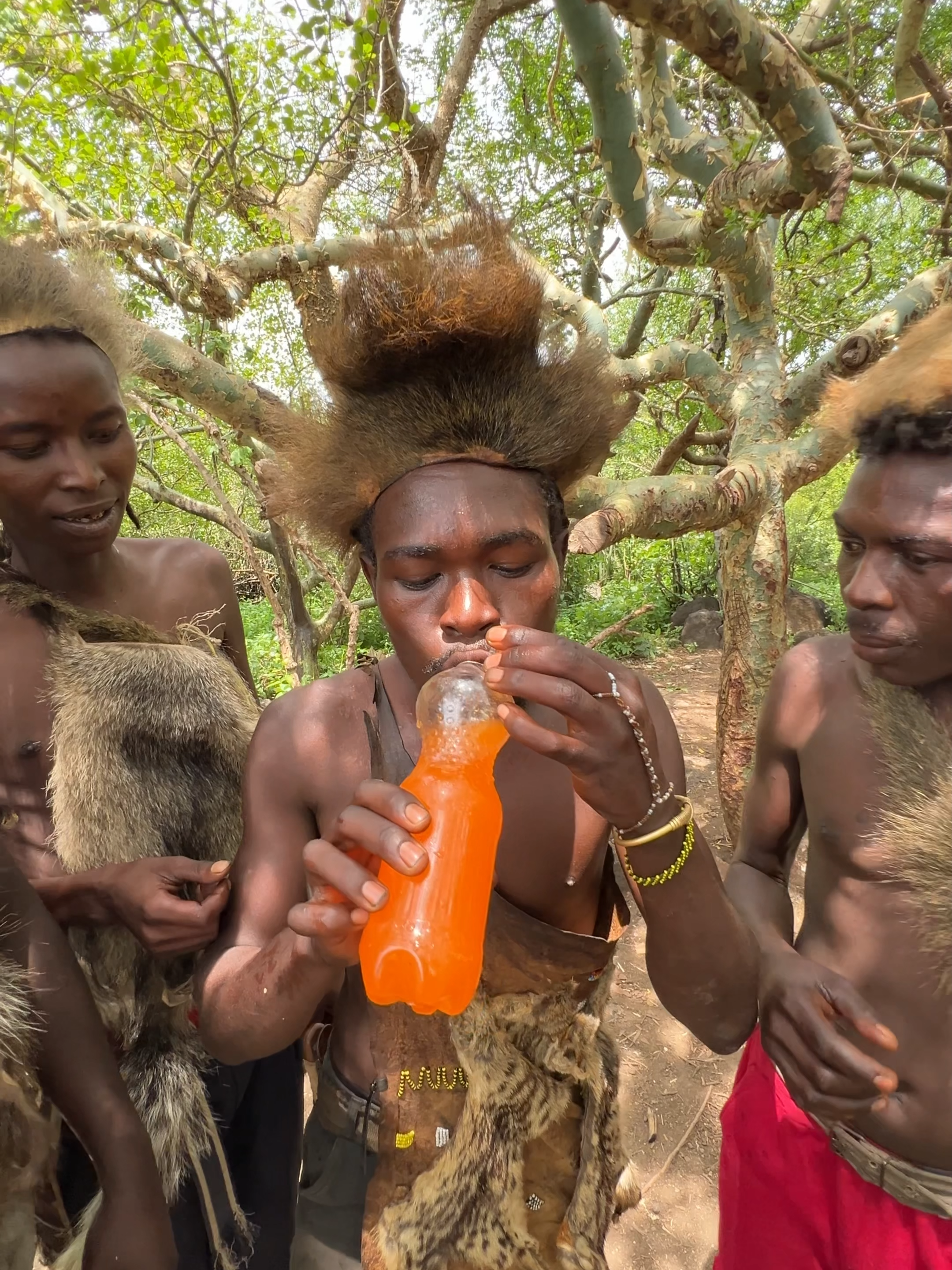 Hadzabe Tribe Tastes Fanta First Time #africa #hadzabe #tribe