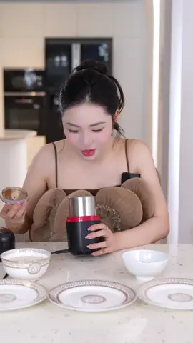 Review máy xay cà phê cầm tay có hiệu quả như quảng cáo? #tranganna #review #xuhuong 
