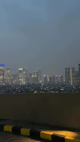 mentahan vidionya boleh di ambil . edit sesuka kalian . vibes jakarta  #foryou #view #jakarta #fyp #citylights 