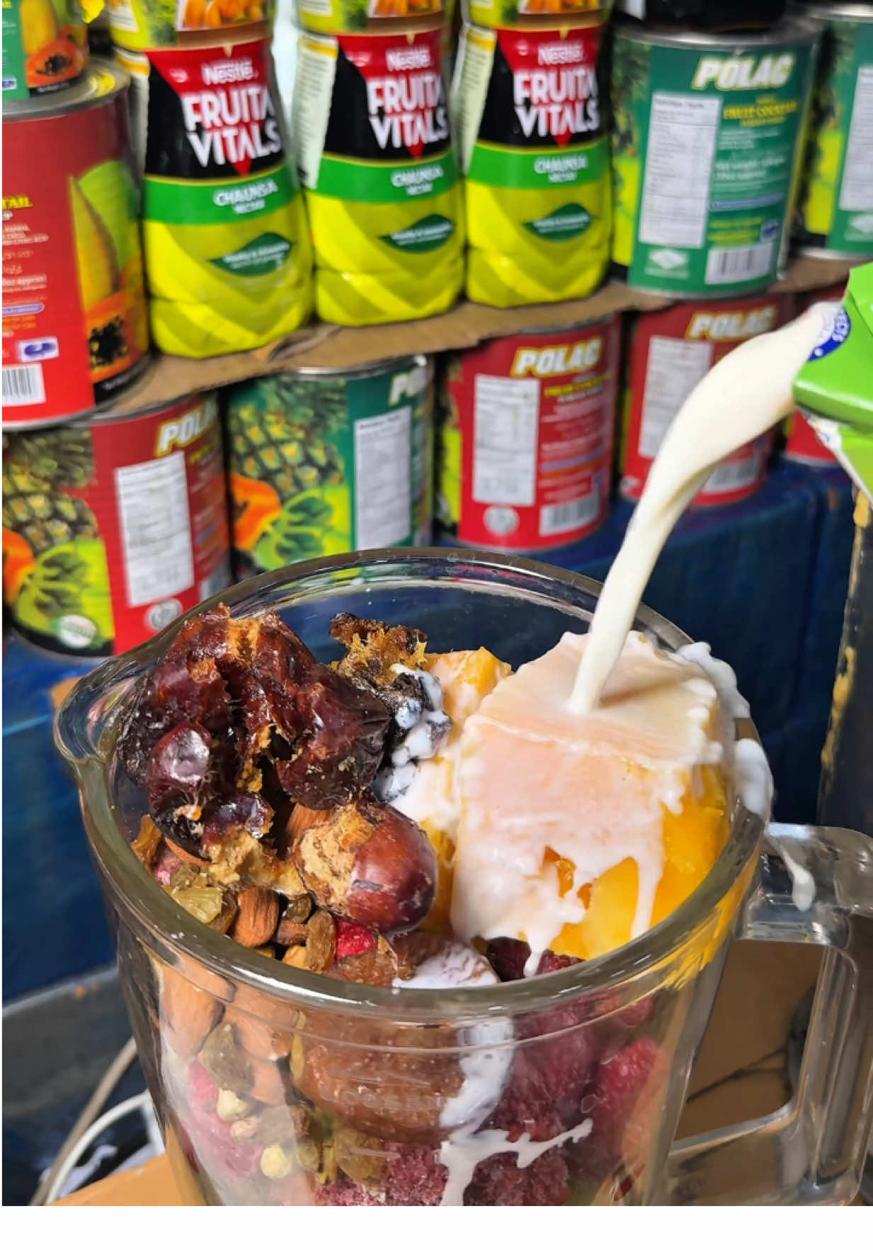 This Summer Most Viral Shake with 20 Items Fresh & Dry Fruits | Char Mix Milk Shake | Madina Juice | Yakatoot Peshawar | Kp Food Diaries