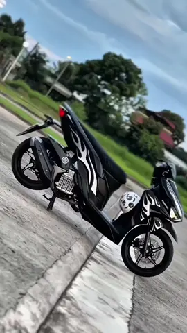 Flame decals for honda click🔥🔥#fyp #hondaclick125iv2v3v4 #indo#icph🇵🇭🇮🇩 