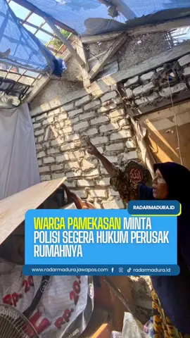 JAWA TIMUR – Hasanah terus berjuang mempertahankan rumahnya di Kelurahan Barurambat Kota (Barkot), Kecamatan/Kabupaten Pamekasan. Meski bangunan itu sudah hancur, perempuan tuna karya itu tak bergeming sedikit pun untuk meninggalkan rumah peninggalan orang tuanya tersebut. Hasanah menegaskan, tidak ingin menyerahkan rumah itu kepada siapa pun, meski tekanan terus datang. Baginya, rumah itu bukan sekadar tempat tinggal, melainkan simbol perjuangan dari keluarga. Dia hanya berani menempati rumahnya saat siang hari karena kondisi bangunan memprihatinkan. Saat malam hari, memilih menumpang tidur di rumah saudaranya karena khawatir hujan sewaktu-waktu mengguyur. Saat ini, dia masih menunggu informasi lebih lanjut dari Satreskrim Polres Pamekasan. Sebab, hingga kini belum dilakukan penetapan tersangka pengrusakan rumahnya. Dia berharap aparat benar-benar serius mengusut kasus tersebut. Hasanah belum berani memperbaiki rumahnya sebelum ada kejelasan hukum. Dia khawatir ketika diperbaiki, akan dirusak lagi. ”Saya hanya ingin keadilan. Pelaku harus mendapat hukuman setimpal,” pintanya. Kasatreskrim Polres Pamekasan AKP Doni Setiawan memastikan laporan tersebut tidak akan berhenti. Dia menegaskan aparat kepolisian akan menindaklanjuti laporan tersebut sesuai mekanisme yang berlaku. Menurutnya, penanganan perkara akan dijalankan secara prosedural. Mulai pemanggilan pihak terkait hingga pengumpulan bukti. ”Proses klarifikasi akan segera dilakukan. Semua sesuai mekanisme,” janjinya.  #viraltiktok #radarmadura #pamekasan #rumah #perkara 