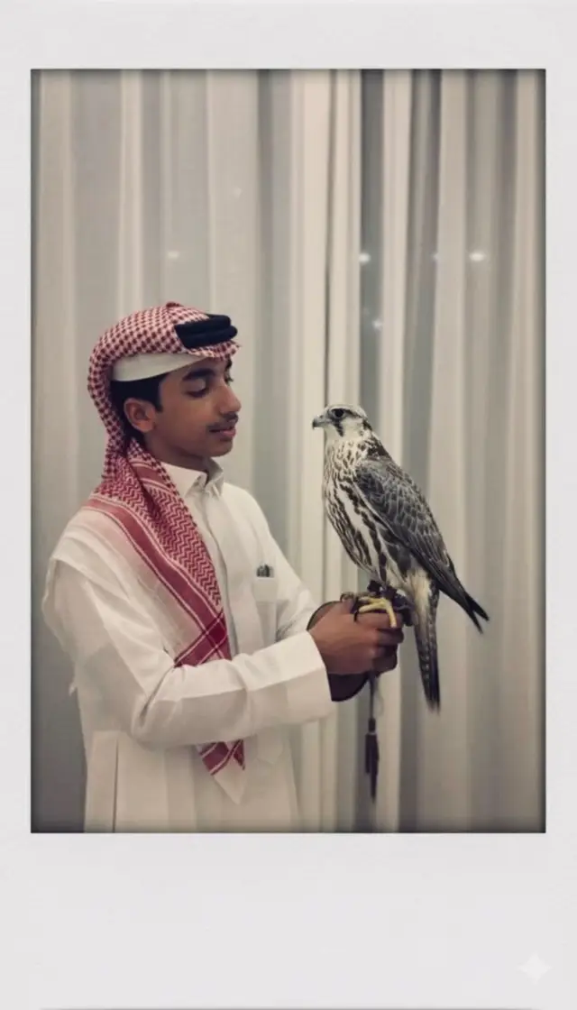 للطير حبٌ مستباح مقناصه يُدَاوي اْلُجرُوح مقناص أبو جاسِم فَلَاح يُبري عمس وَيرد روح #لايك__explore__ 
