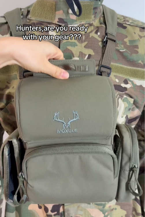 Features multiple pockets to keep your gear organized and secure#binocularharnesschestpack #huntingtiktok #elkhunter #wildlife #deerhunting #huntinggear #hunterxhunter #whitetaildeer #outdoorsman 