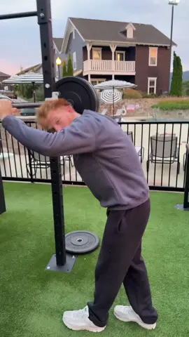 This may be the best pump cover I’ve ever seen #gymfit #GymTok #pumpcover #muscle #ekkovision 